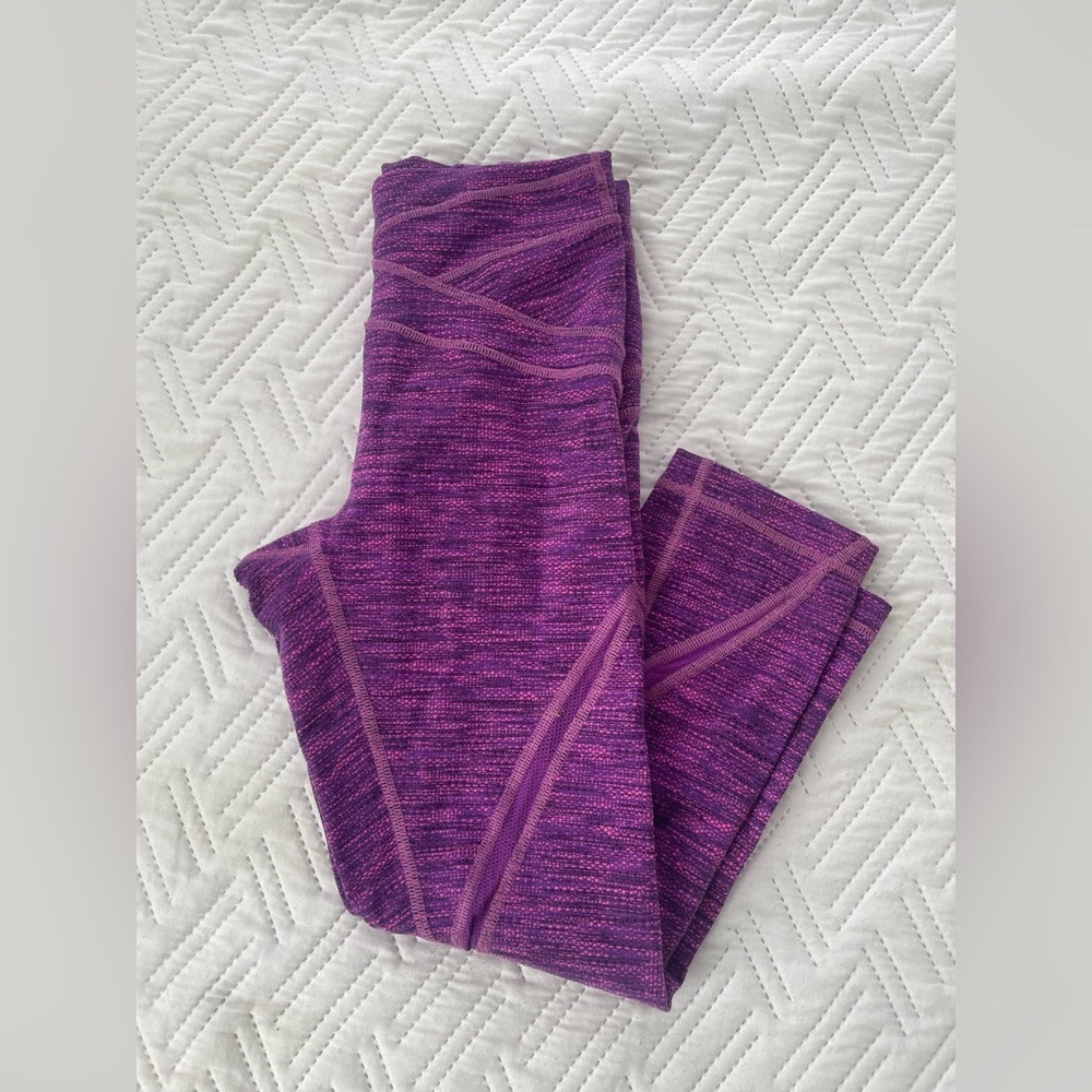 Lululemon Athletica purple leggings